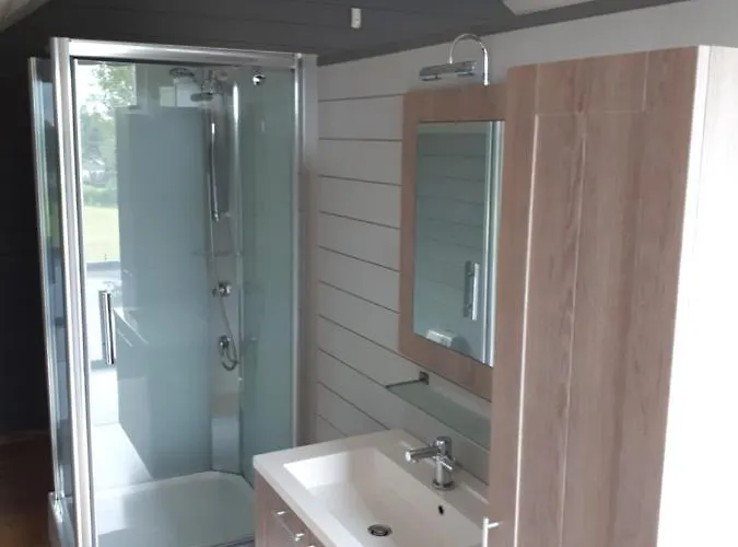 Aux Clochettes A 4km De Francorchamps * 雅尔莱