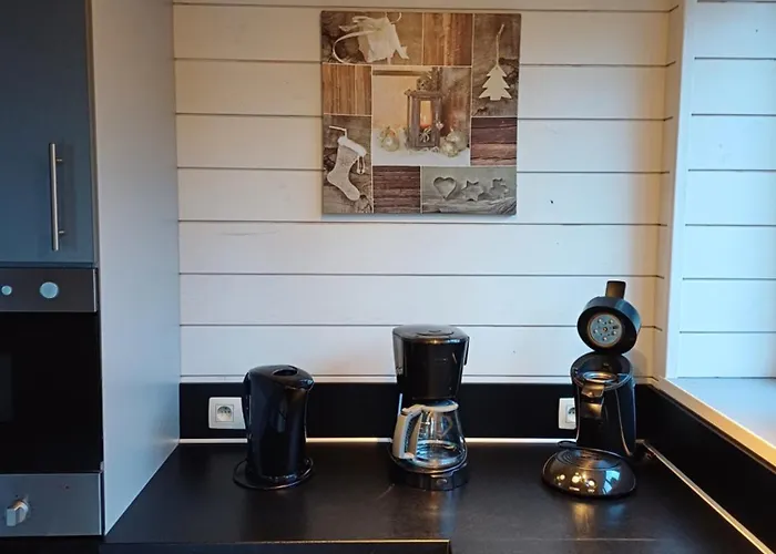 Aux Clochettes A 4km De Francorchamps 雅尔莱